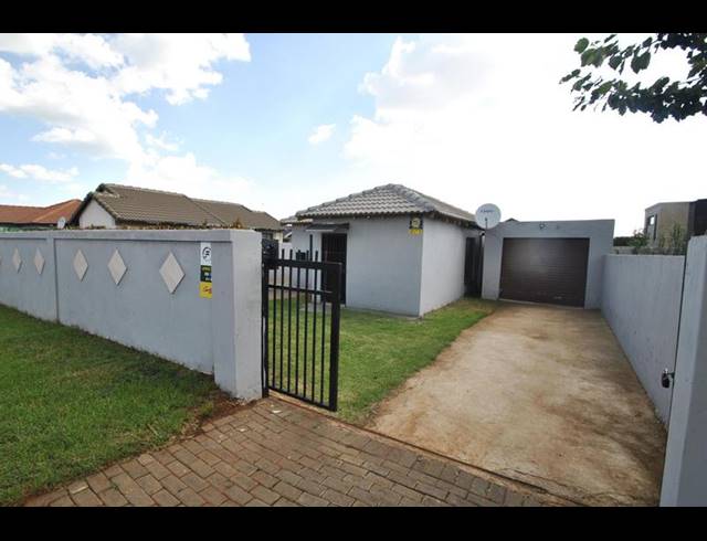 2 BEDROOM HOUSE FOR SALE IN DAWN PARK